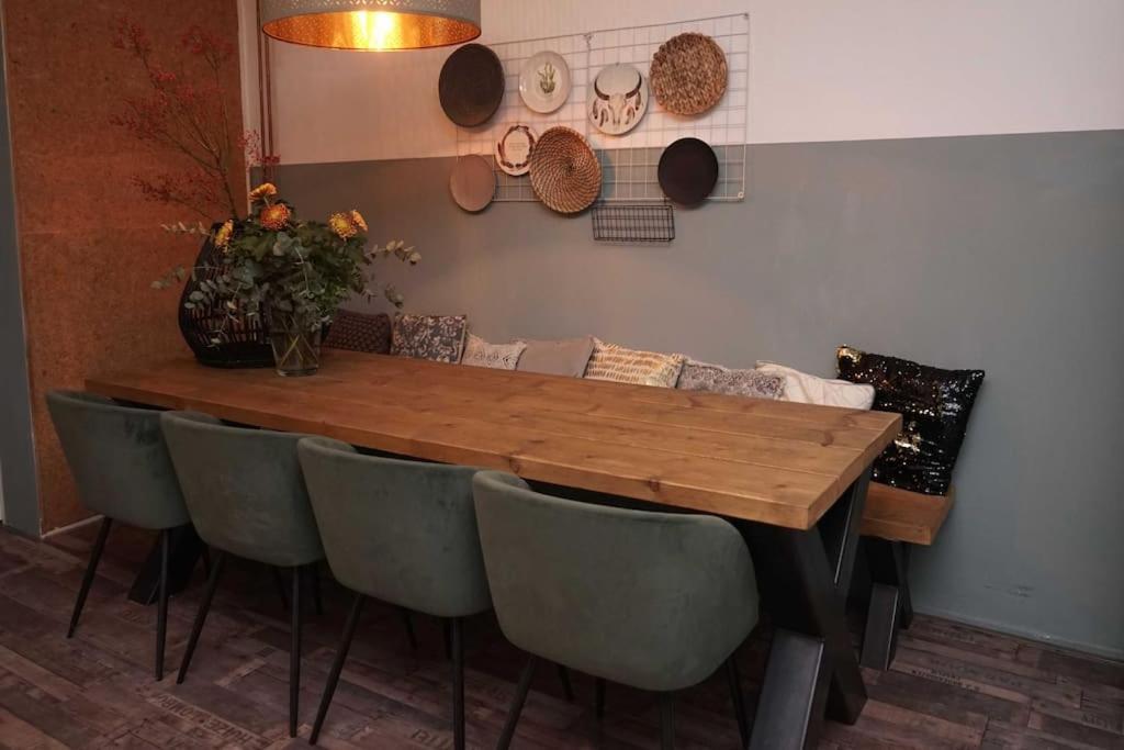 Ruim Appartement In Utrecht. Εξωτερικό φωτογραφία