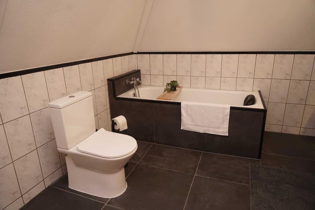 Ruim Appartement In Utrecht. Εξωτερικό φωτογραφία